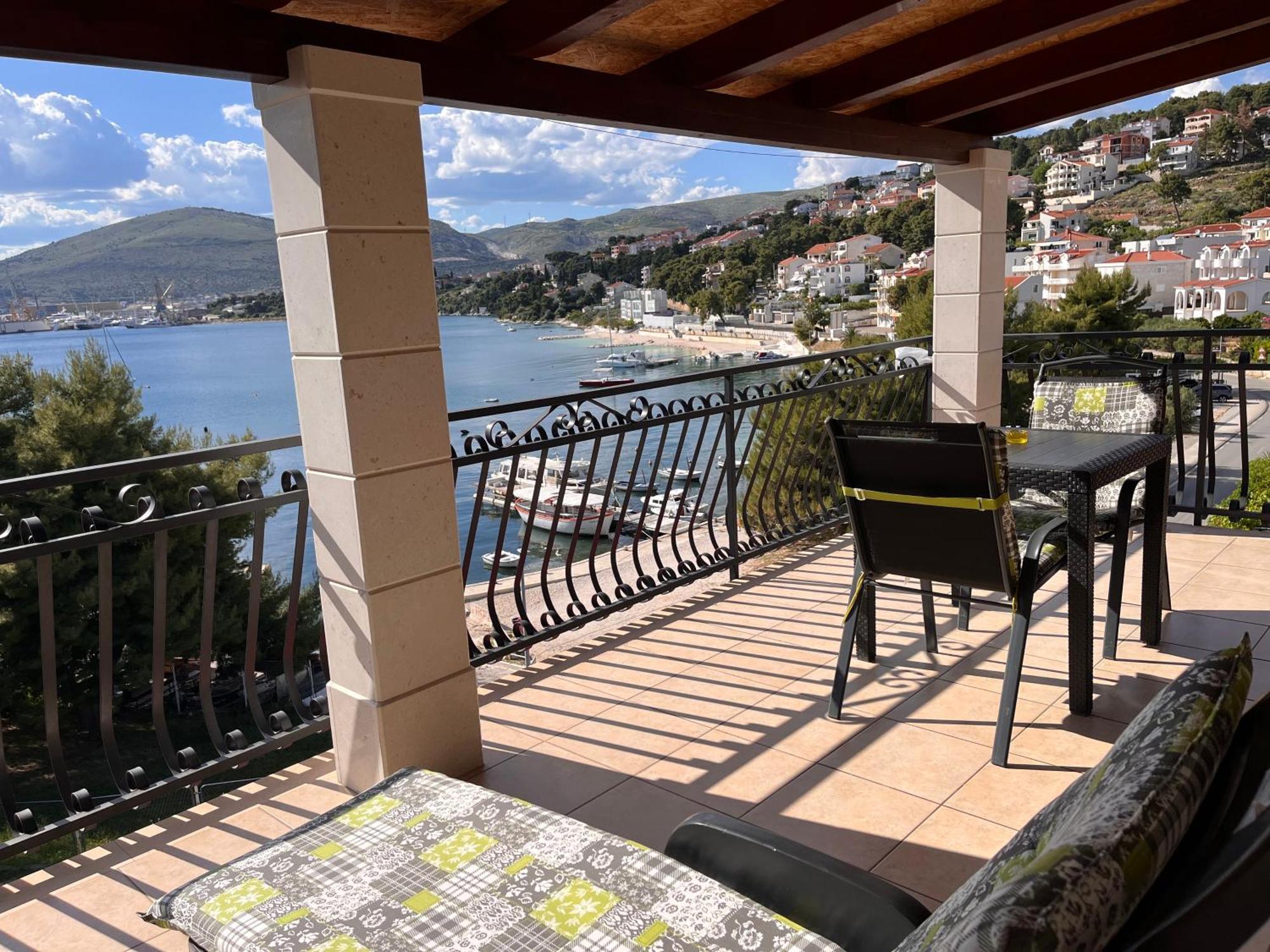 Apartments Villa Mirella Traù Esterno foto